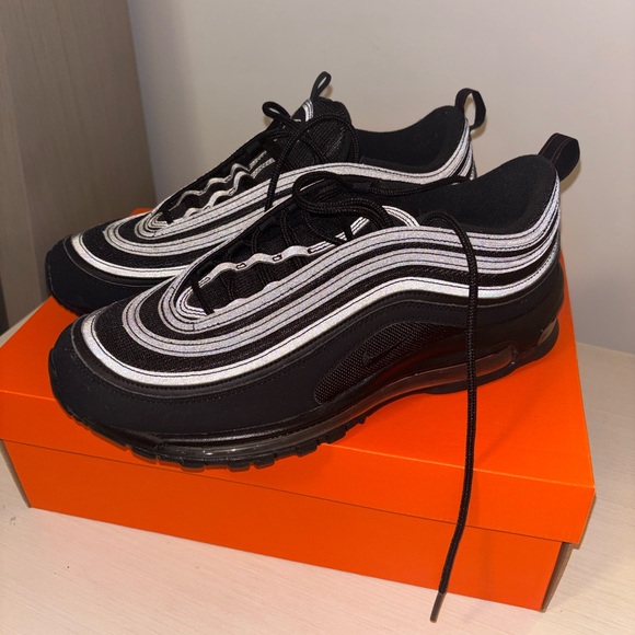 Nike Men’s Air Max 97 Sneakers - Picture 3 of 12